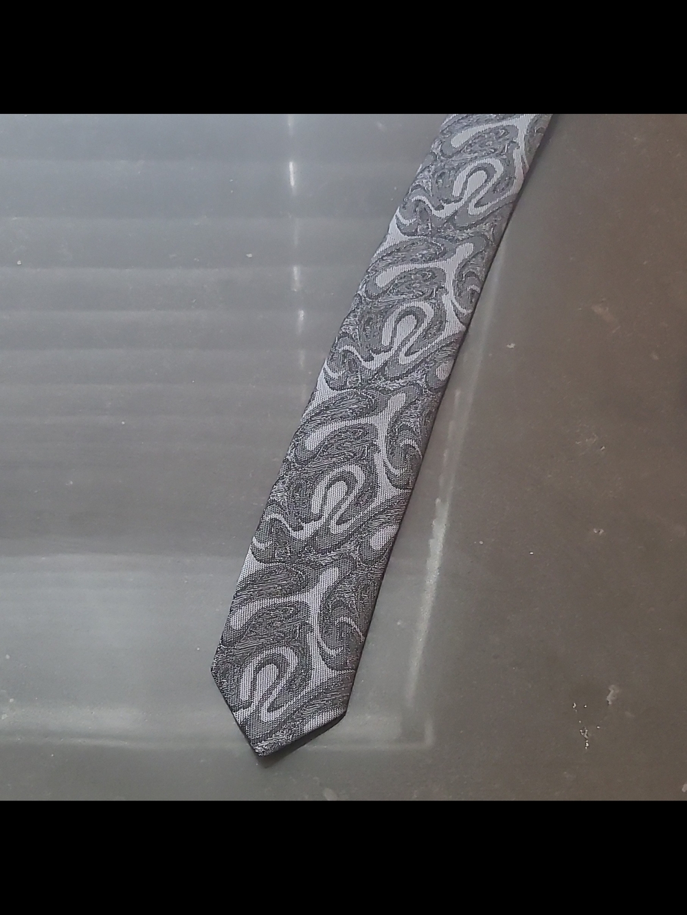 Expressions Men's Necktie Skinny Tie Gray Black Paisley Pattern Woven 80s